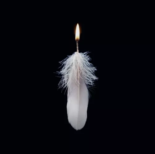 Featherlight 120x120 cm